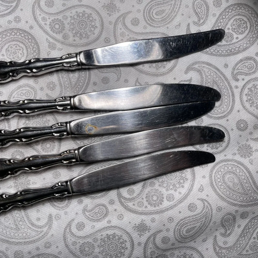 Vintage Style Stainless Steel Dinner Knives Set of 5 Ornate Handle